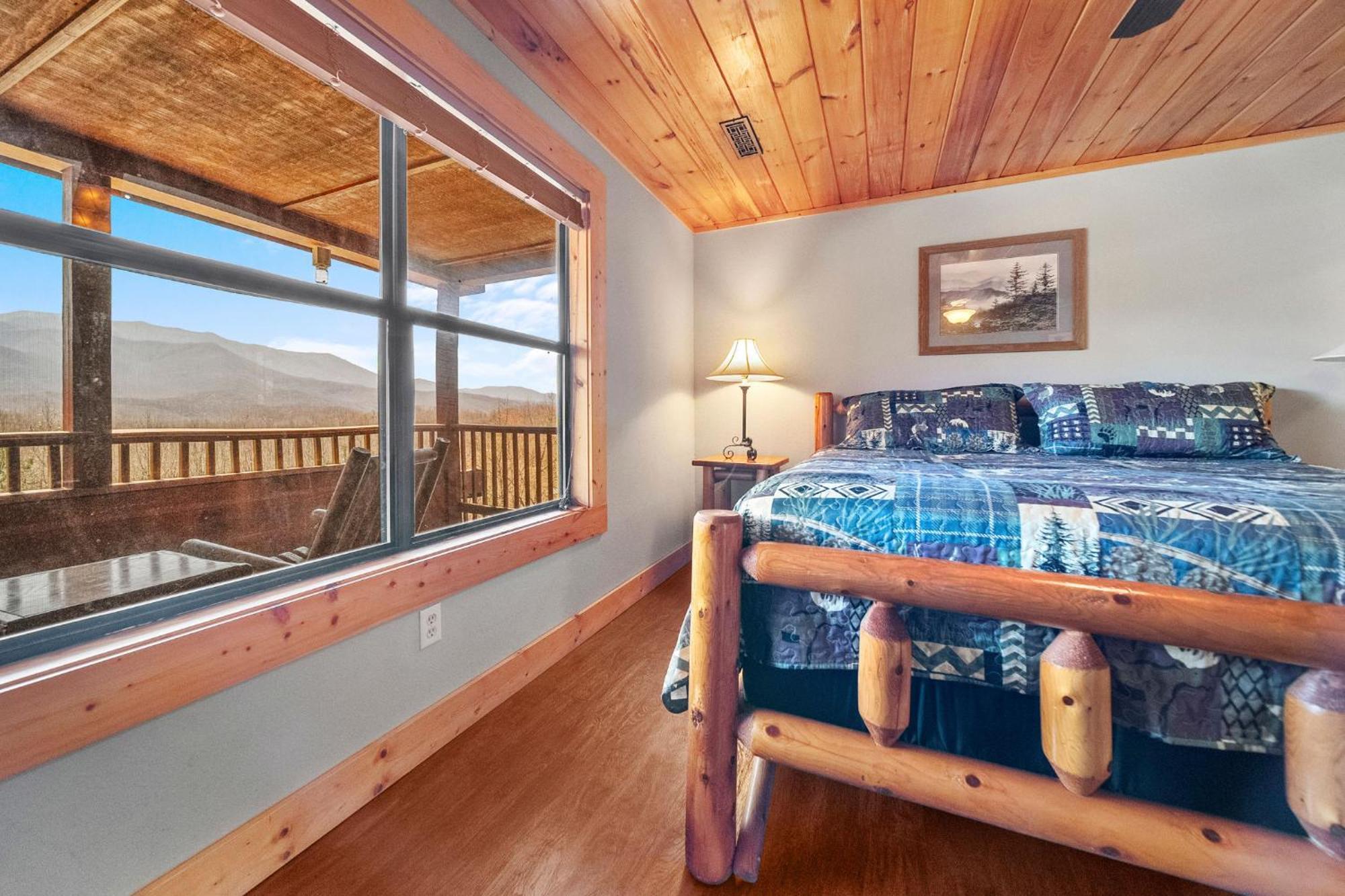 Stairway To Heaven Cabin By Staycating Gatlinburg Exterior photo