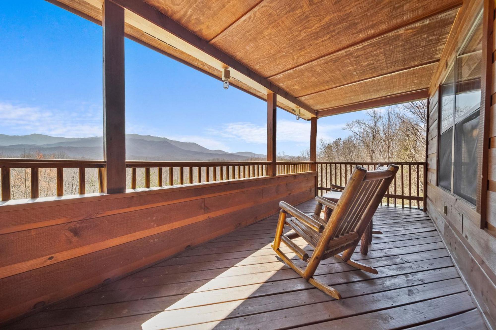 Stairway To Heaven Cabin By Staycating Gatlinburg Exterior photo
